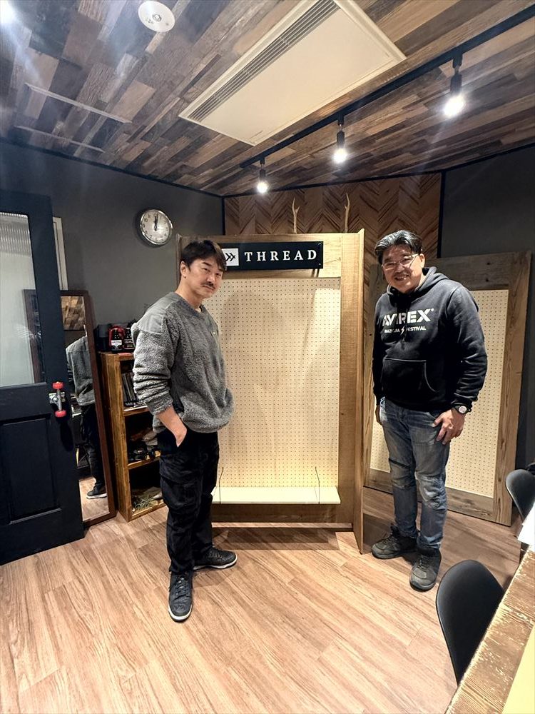 THEREAD 　ディスプレイ什器